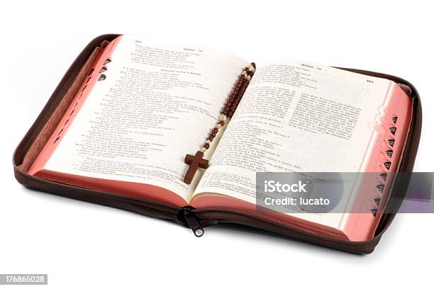 Bíblia Sagrada - Fotografias de stock e mais imagens de Bíblia - Bíblia, Cultura Portuguesa, Língua portuguesa