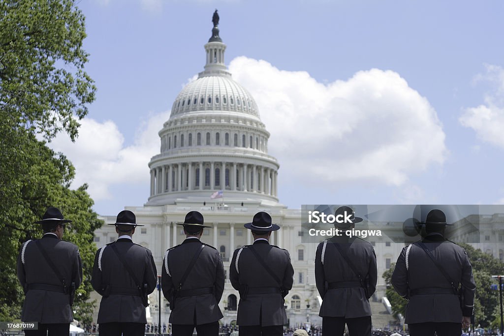 Polizia memorial at the Capitol - Foto stock royalty-free di Forze di polizia