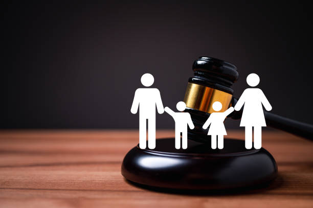 The family and child law concept is essential to the justice system; divorce settlement is modified, and courts play a crucial role in ensuring that the government's policies and laws regarding families and children are upheld. The family and child law concept is an essential part of the justice system, and courts play a crucial role in ensuring that the government's policies and laws regarding families and children are upheld. Child Custody And Visitation Rights stock pictures, royalty-free photos & images