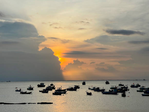 istock dawn on the sea 1768721222