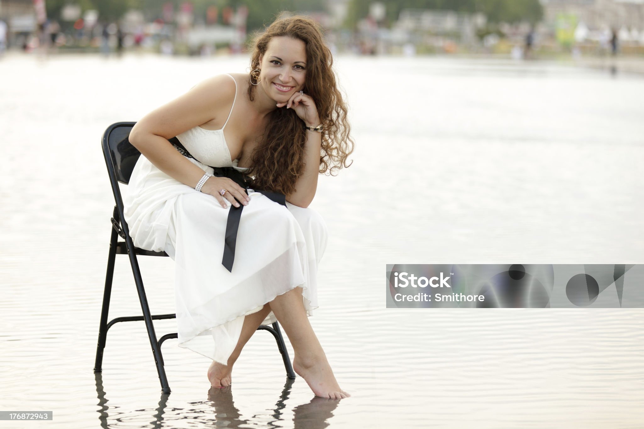 https://media.istockphoto.com/id/176872943/photo/woman-posing-on-water.jpg?s=2048x2048&amp;w=is&amp;k=20&amp;c=d5yI4htyULWQbnx3UoolkGAzErBxqHkvw-g4JT9vcQQ=