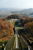 skispringen.jpg?b=1&s=170x170&k=20&c=D3CT6JU-W3ZMwjR66uXMa3-BF5aU_tmpRcQUzmfX478=