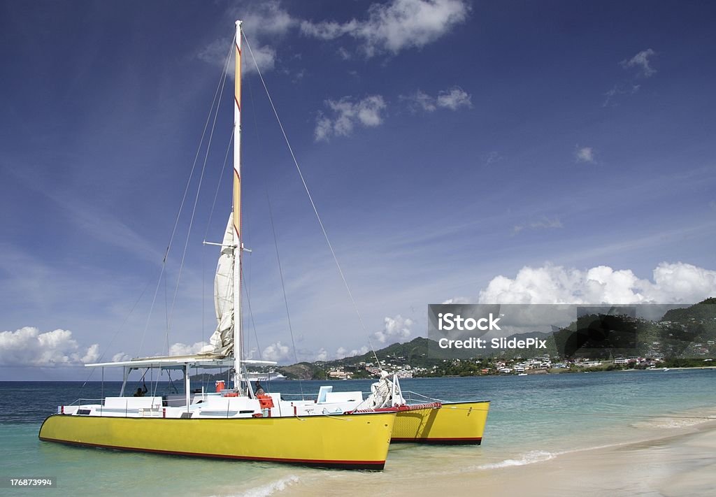 Navegación en el paraíso - Foto de stock de Caribe libre de derechos