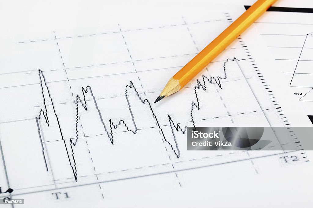 Gráficos financeiros - Foto de stock de Ampliação royalty-free