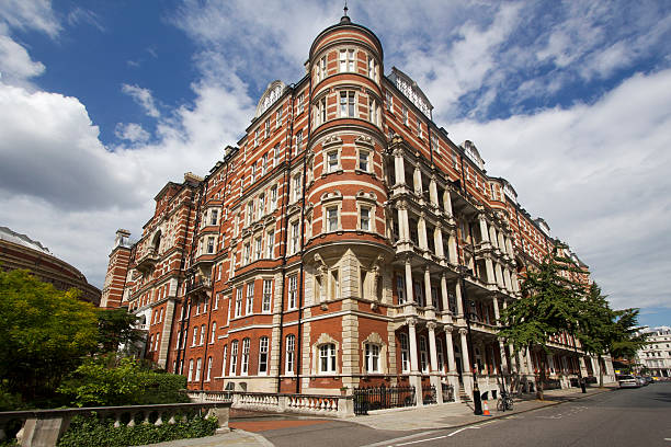 istock Kensington, London 176878182