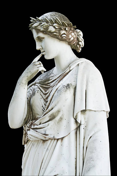 statua su sfondo nero con greca mitologica muse - minerva foto e immagini stock