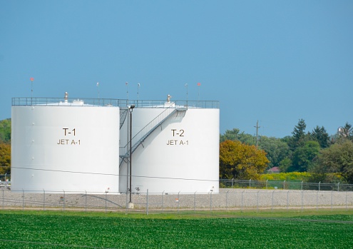 Jet Fuel Rack Jet Fuel Tanks Stock Photo - Download Image Now - Fuel Storage Tank ...