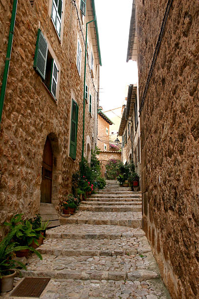 Fornalutx (Majorca, Spain) "Fornalutx (Majorca, Spain)" malerisch stock pictures, royalty-free photos & images