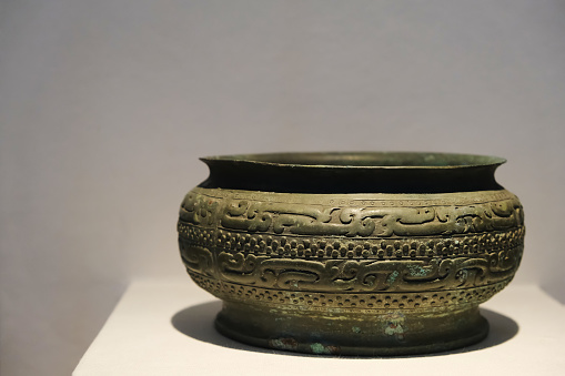 Bronze Gui. Ancient Chinese ritual bronze vessel in the Western Zhou dynasty in China