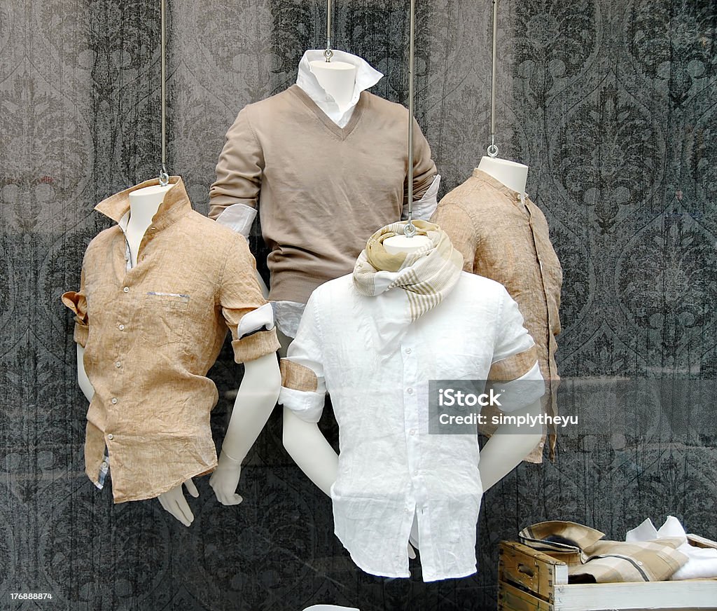 Loja de roupas - Foto de stock de Homens royalty-free