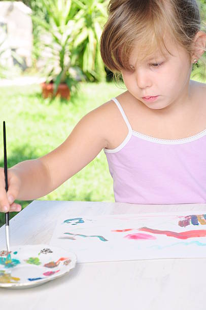 istock Girl color on paper 176889674