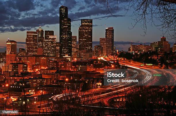 Seattle Bei Nacht Stockfoto und mehr Bilder von Nacht - Nacht, Seattle, Verkehr