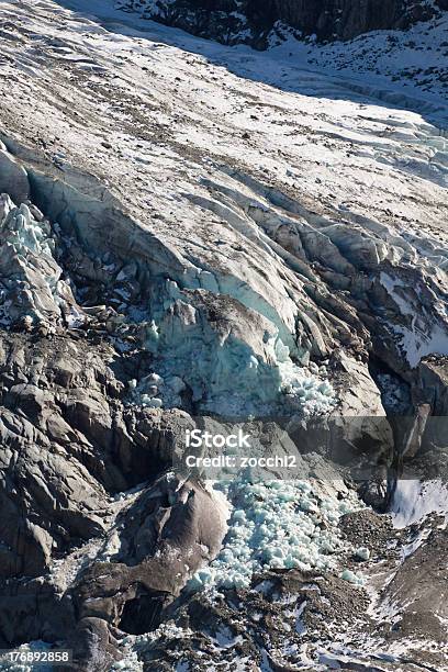 Foto de Geleira Morteratsch e mais fotos de stock de Alpes de Engadine - Alpes de Engadine, Alpes europeus, Cachoeira Congelada