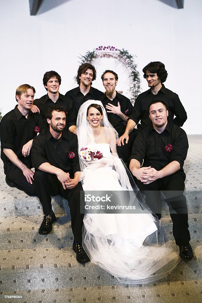 Sorrir noiva com Groomsmen - Royalty-free Adulto Foto de stock