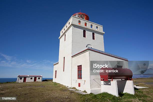 Schönsten Leuchtturm Am Dyrhólaey In Island Stockfoto und mehr Bilder von Außenaufnahme von Gebäuden - Außenaufnahme von Gebäuden, Blau, Bunt - Farbton