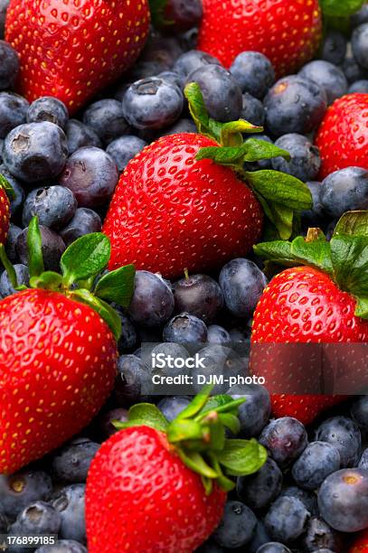 Foto de Padrão De Frutas Silvestres e mais fotos de stock de Alimentação Saudável - Alimentação Saudável, Antioxidante, Azul