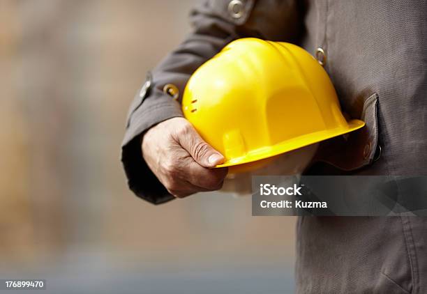 Unter Bau Stockfoto und mehr Bilder von Arbeit und Beschäftigung - Arbeit und Beschäftigung, Arbeiter, Architekturberuf