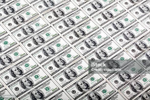 Hundertdollarnoten Hintergrunddiagonal Stockfoto und mehr Bilder von 100-Dollar-Schein - 100-Dollar-Schein, Amerikanische Kontinente und Regionen, Amerikanische Währung