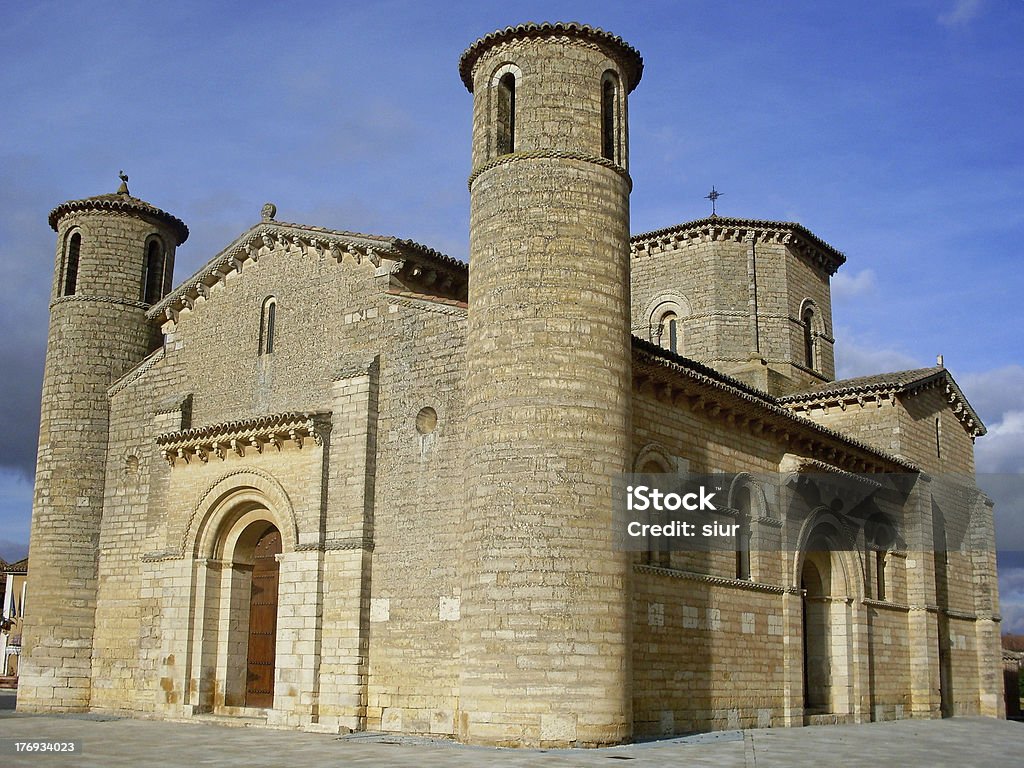 Chiesa romanica Fromista-romanica iglesia de España - Foto stock royalty-free di Architettura