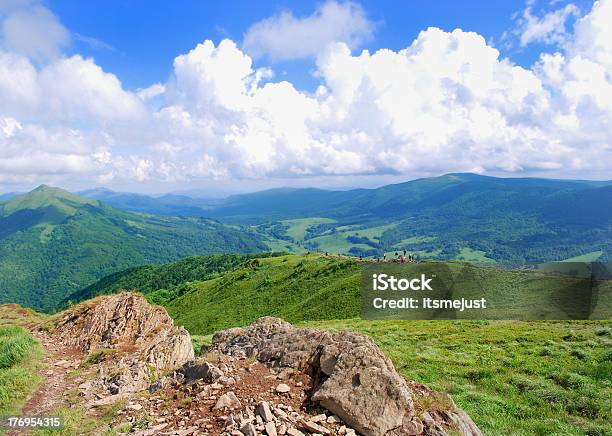 Viagem Nas Montanhas - Fotografias de stock e mais imagens de Ao Ar Livre - Ao Ar Livre, Cadeia de Montanhas, Céu