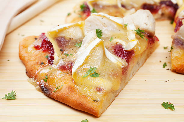 istock Chicken Brie Cranberry Pizza 176960091