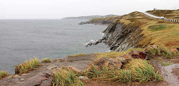 rugged costa de cape breton - nova scotia extreme terrain cape breton island landscape imagens e fotografias de stock