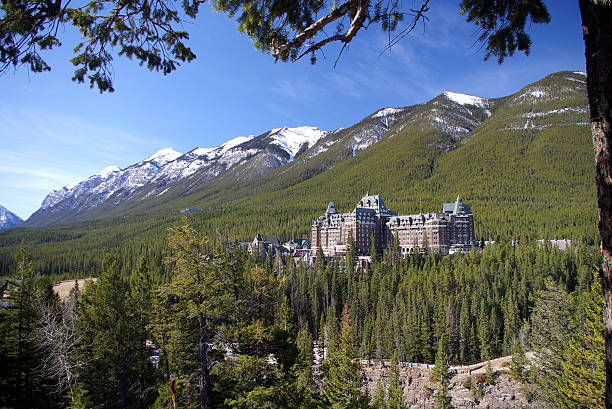 istock Castle in the Rockies 176963165