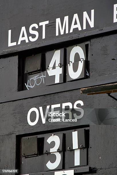 Photo libre de droit de Dernier Homme 40 banque d'images et plus d'images libres de droit de Tableau des scores - Tableau des scores, Cricket, Manuel