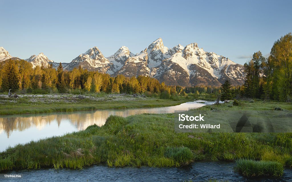 Montanhas de Grand Teton na manhã de luz com Rio - Royalty-free Ao Ar Livre Foto de stock