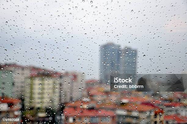 빗방울 On 창 0명에 대한 스톡 사진 및 기타 이미지 - 0명, 건물 외관, 건축물
