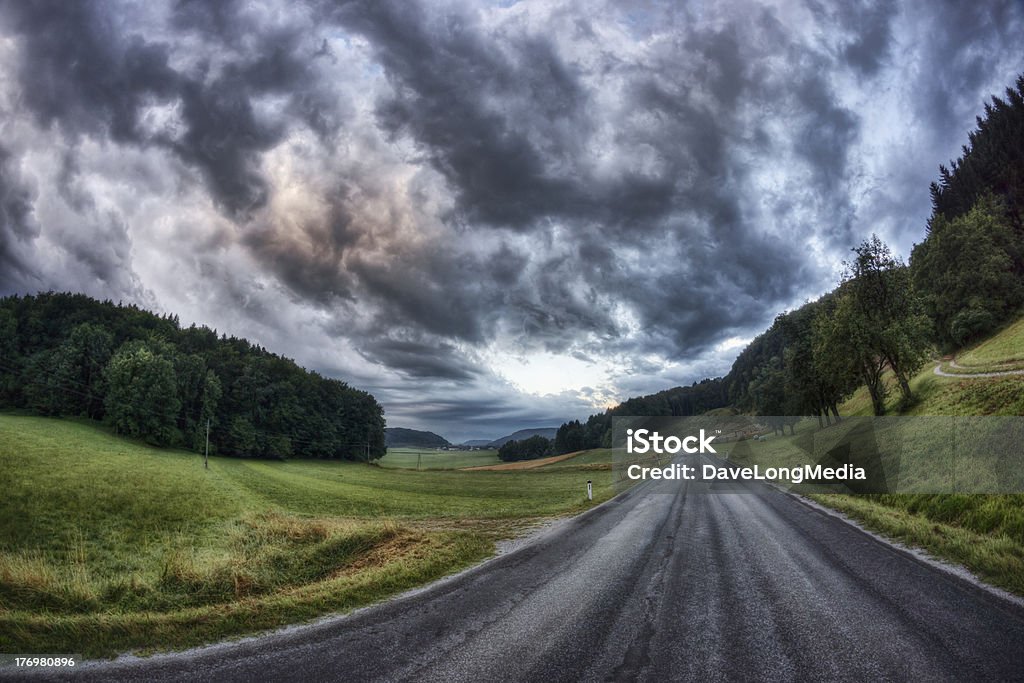 Vehemente Road - Foto de stock de Aire libre libre de derechos