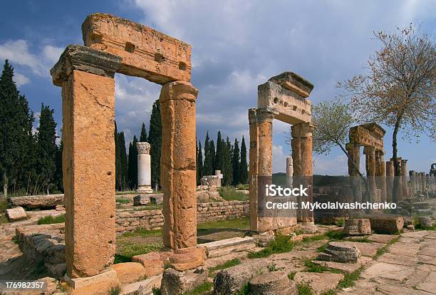 Photo libre de droit de Hierapolis banque d'images et plus d'images libres de droit de Antique - Antique, Architecture, Arranger