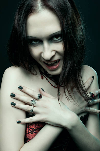 istock Queen of the damned 176983029