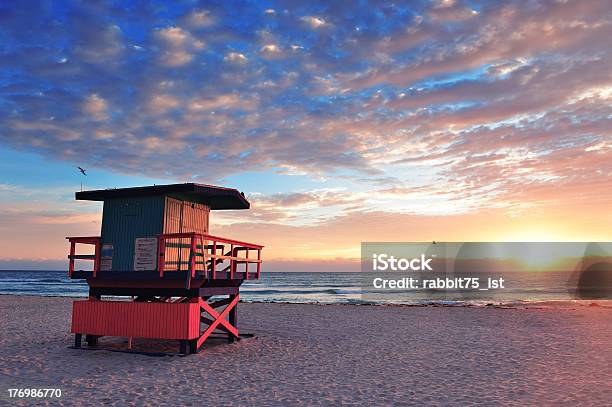 De Miami South Beach Sunrise Foto de stock y más banco de imágenes de South Beach - South Beach, Agua, Aire libre