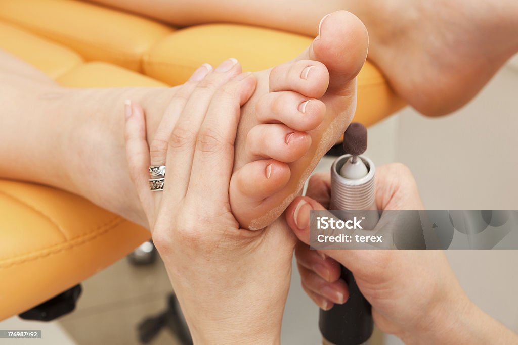 Femme pieds et pédicure - Photo de Adulte libre de droits