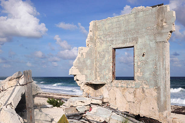 istock Ruins of a house on the beach 176996854
