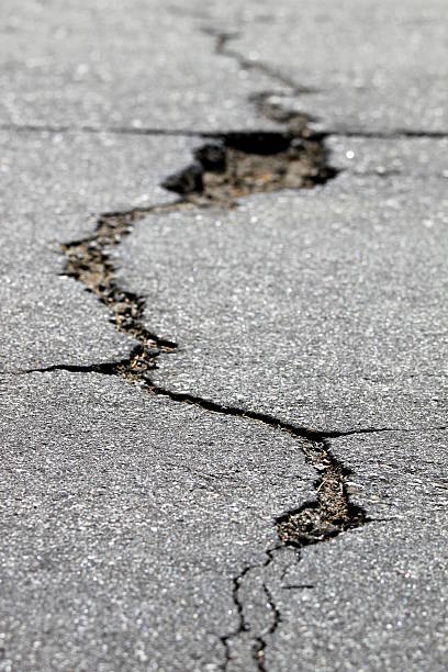 istock crack in the street 176996964