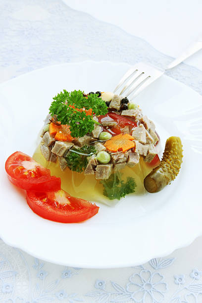 istock Jellied tongue and vegetables 176999542
