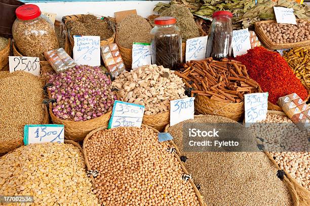 Spice Market Stock Photo - Download Image Now - Asian Culture, Bazaar Market, Chick-Pea