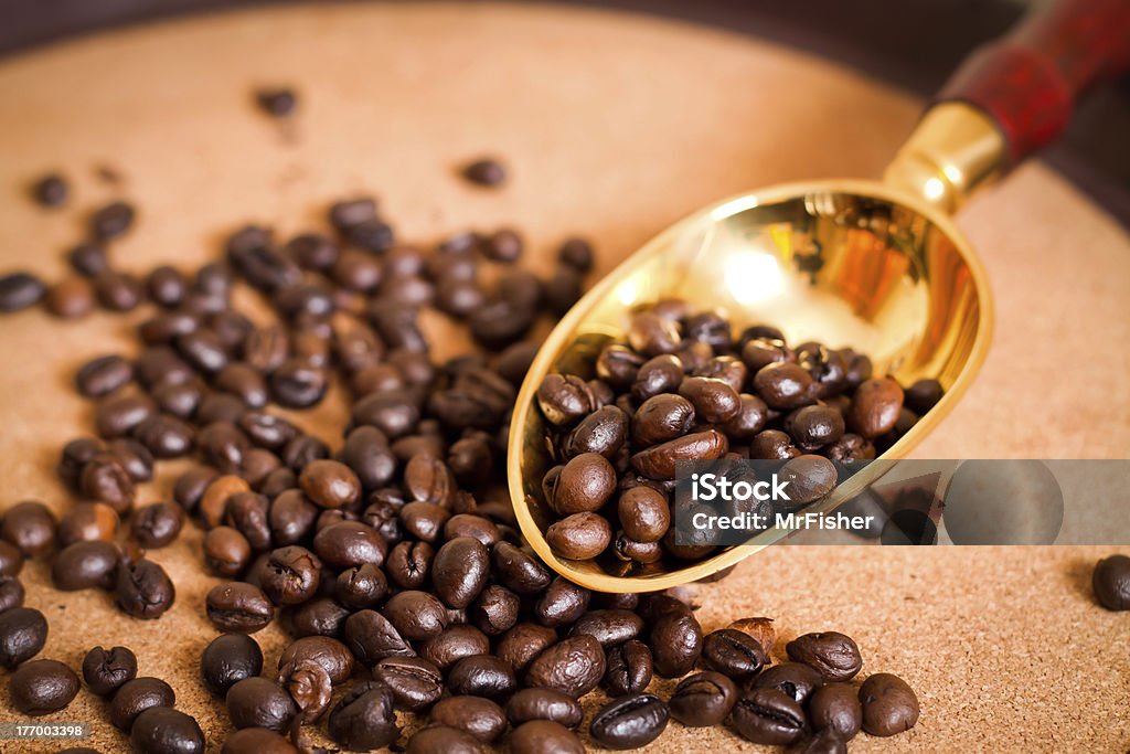 Decote com café - Foto de stock de Balde royalty-free