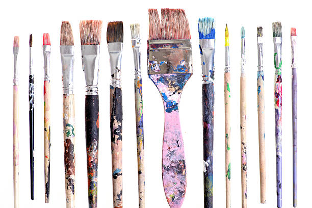 грязный кисти - artists brushes стоковые фото и изображения