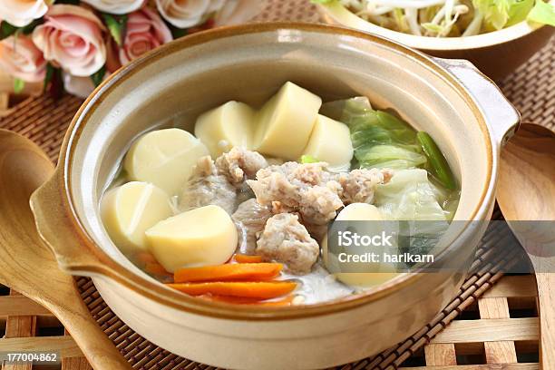 Sopa De Comida Tailandesa Foto de stock y más banco de imágenes de Alimento - Alimento, Asia, Asistencia sanitaria y medicina