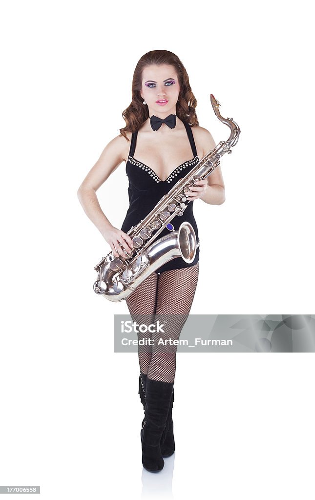 Belle fille avec saxophone - Photo de Fond blanc libre de droits