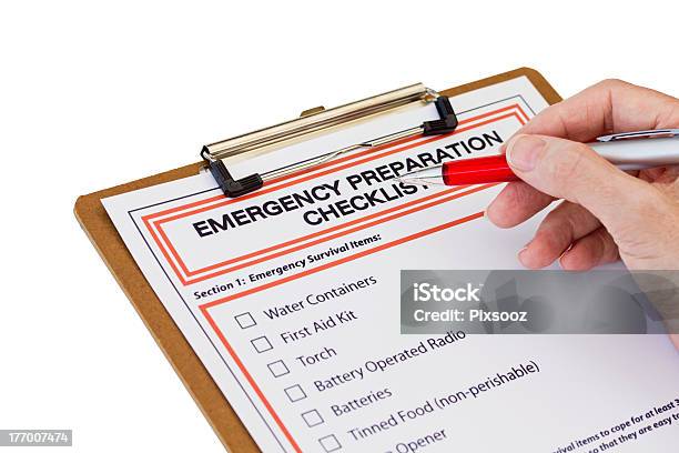 ハンド緊急の準備リストを作成する - 災害対策のストックフォトや画像を多数ご用意 - 災害対策, 事故・災害, 救急用品