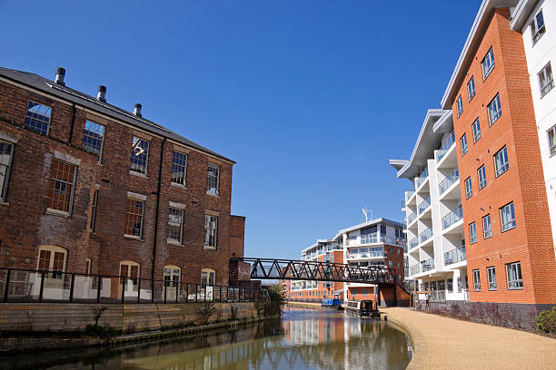 canal de la grande union wolverton milton keynes, royaume-uni - architectural styles europe uk england photos et images de collection