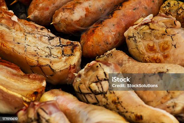 Comida De Churrasco - Fotografias de stock e mais imagens de Ao Ar Livre - Ao Ar Livre, Carne, Carne de Porco