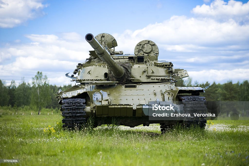 Rosyjski tank - Zbiór zdjęć royalty-free (Zbiornik - Urządzenie przemysłowe)