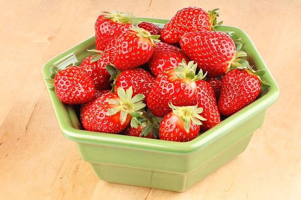 istock Strawberries in a green bowl 177012438
