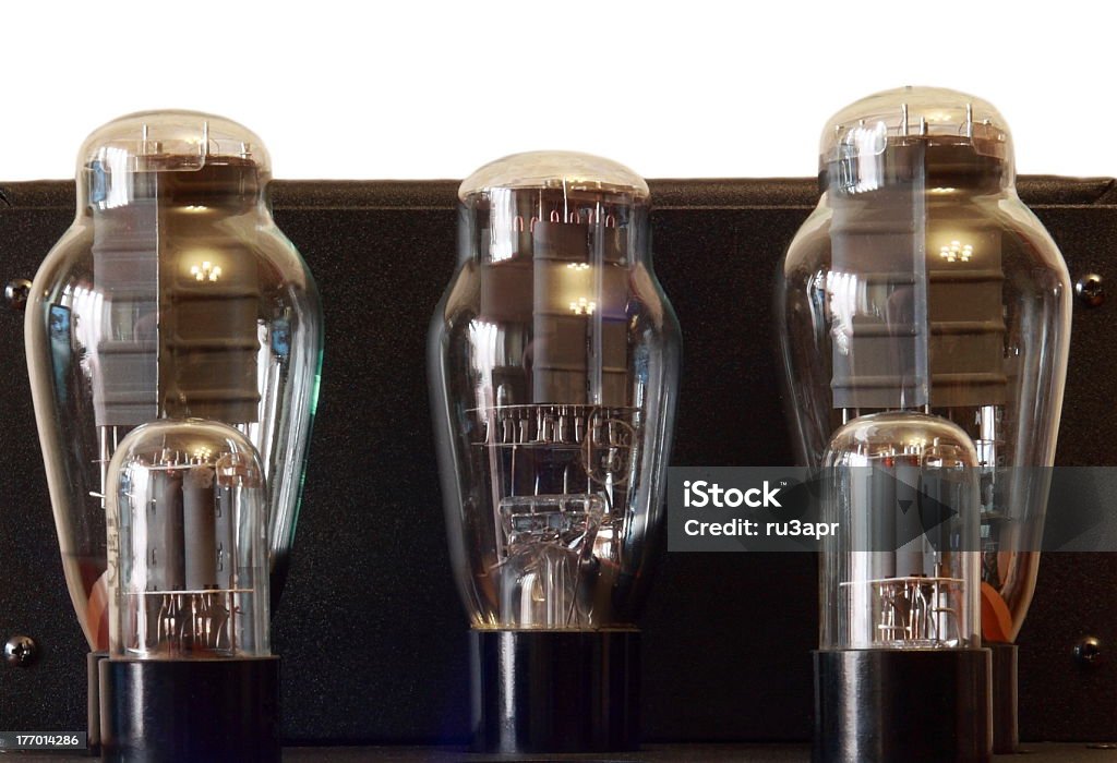 Электронная лампа Усилитель - Стоковые фото Аудиооборудование роялти-фри