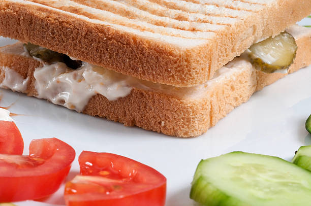 sandwich sanduíche - sandwich reuben sandwich dining bread - fotografias e filmes do acervo